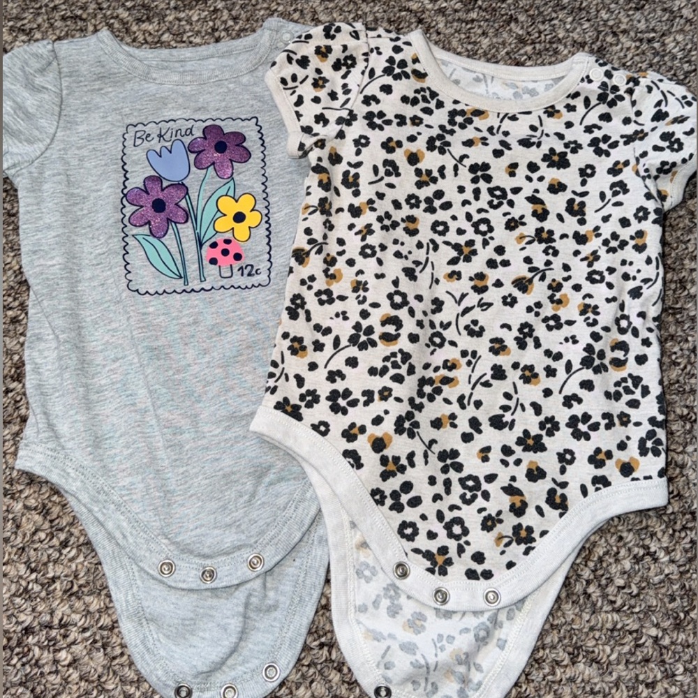 Garanimals Short Sleeve One-Piece Bodysuits - Gray Floral & Leopard Print